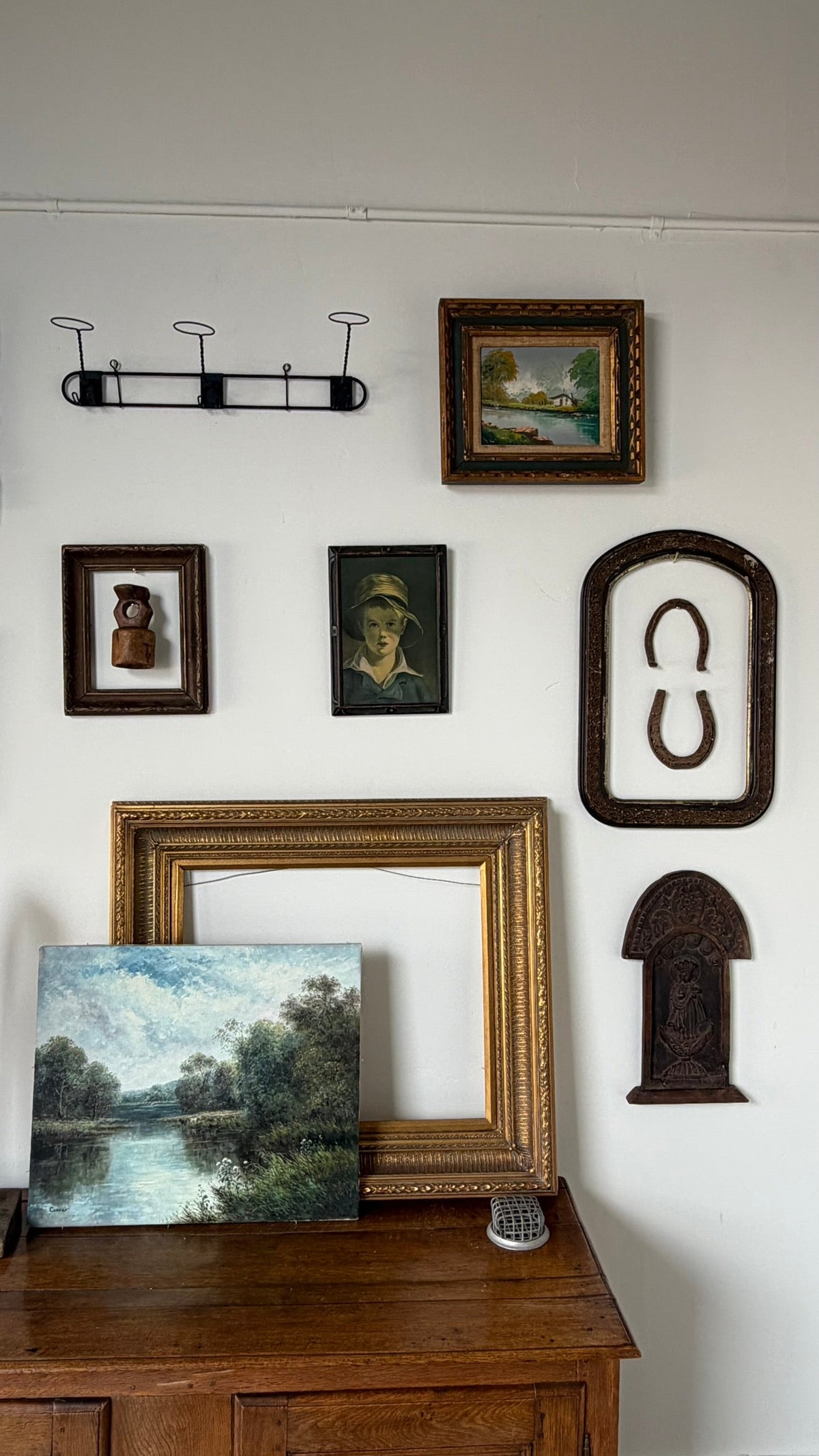 Mirrors & Wall Hangings
