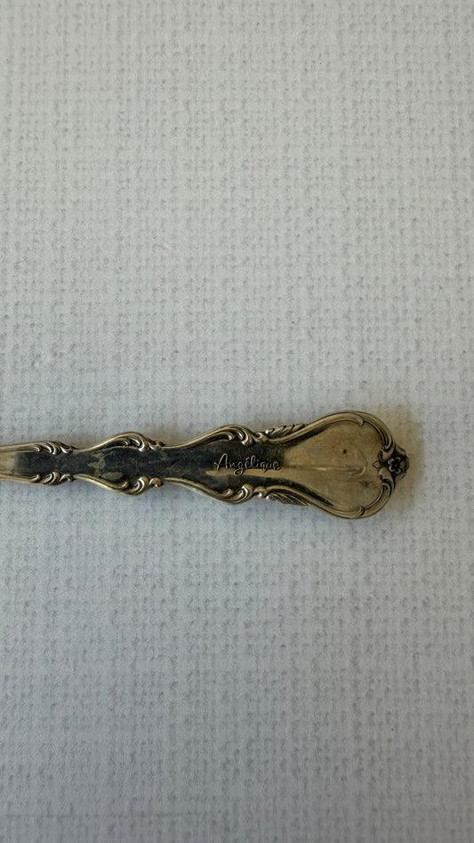 Sugar spoon