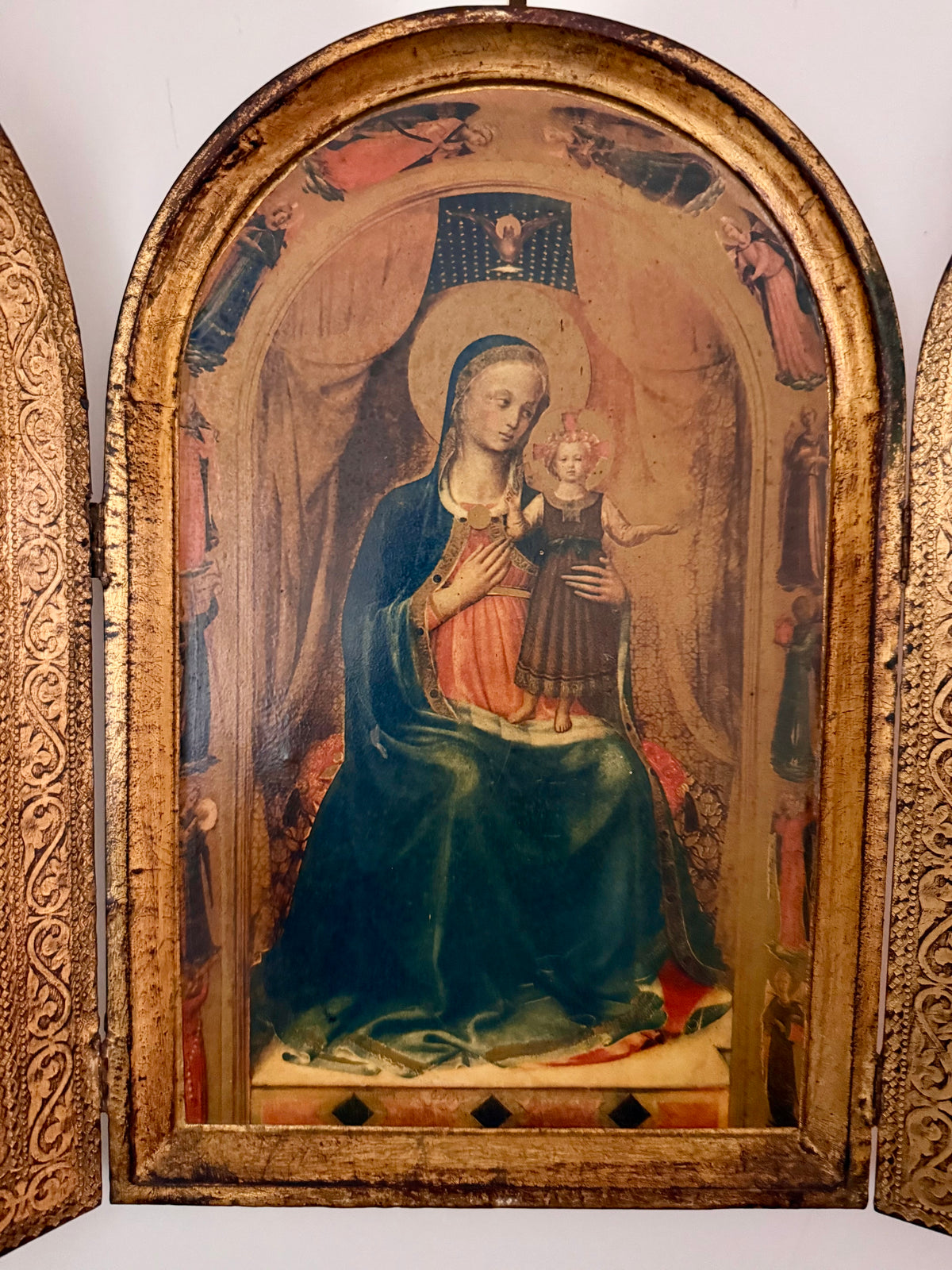 Vintage Florentine Gold Gilt Wooden Triptych – Fra Angelico Madonna and Child Altar Shrine