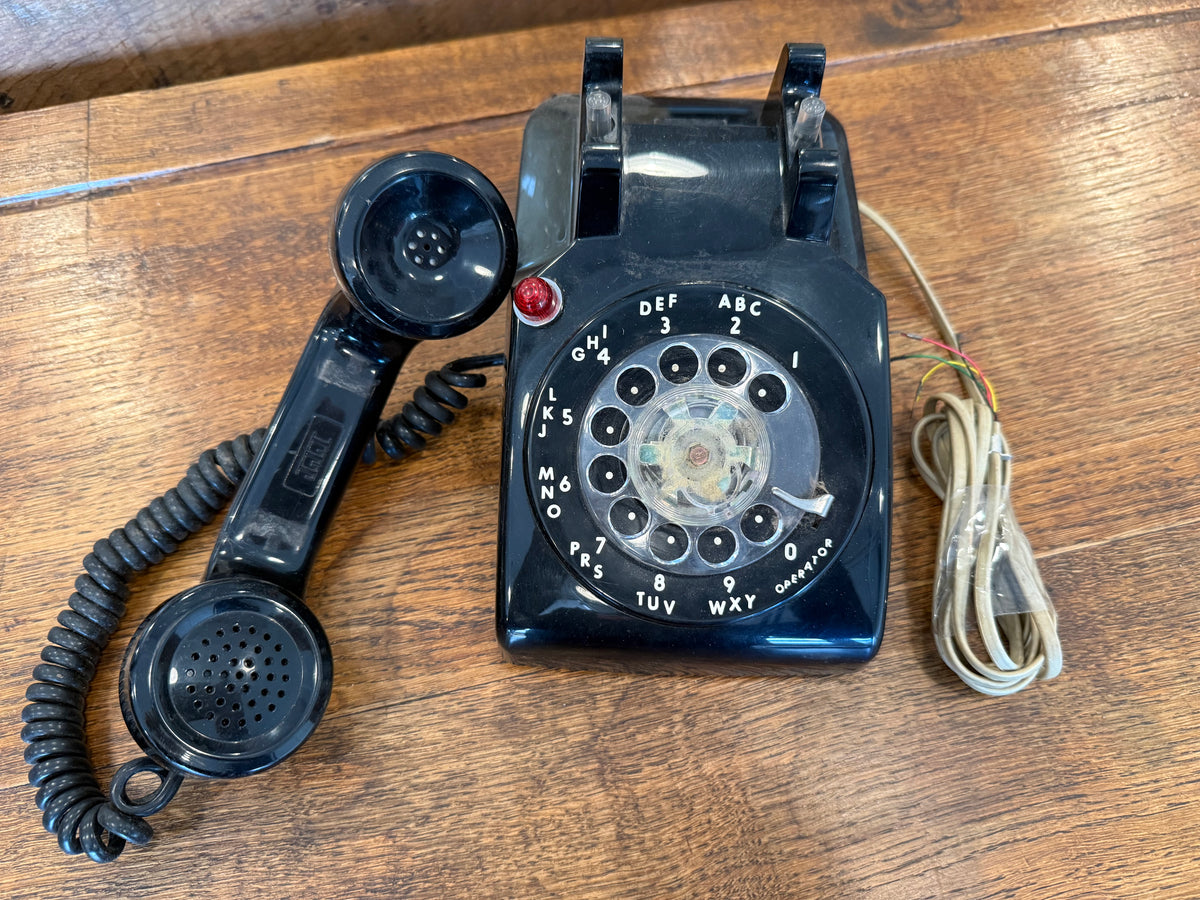 intage Mid-Century Western Electric Bell System Black Rotary Desk Phone (Model 500)