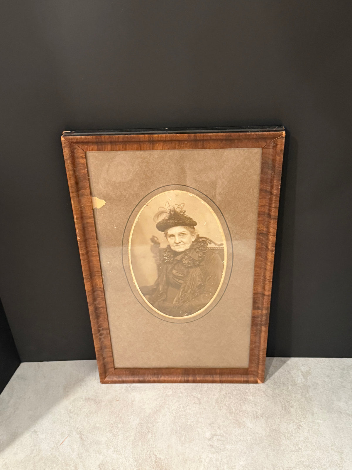 Antique c.1900 Victorian Eldress Portrait in Wide Tiger Grain Flamed Wood Frame – Moody Matriarch Wall Art