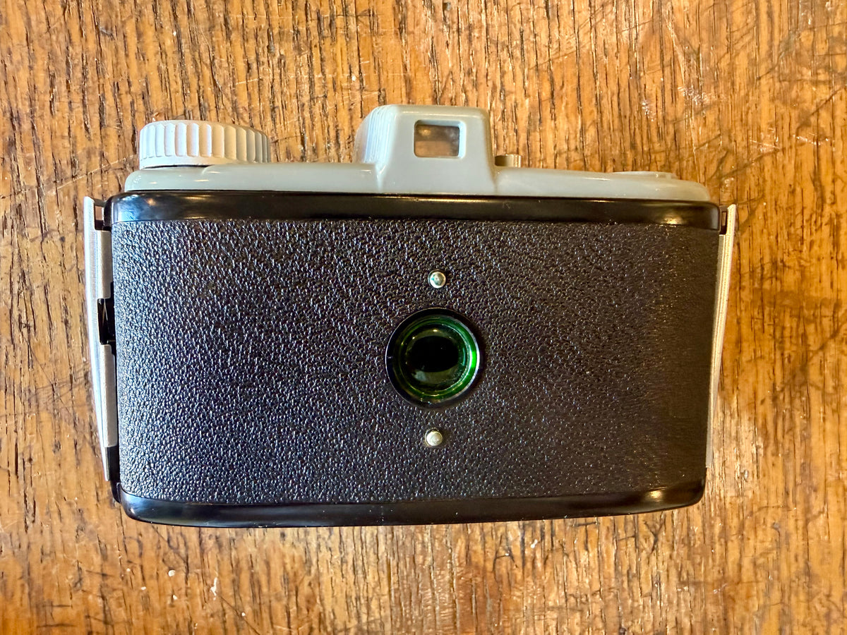 Vintage 1950s Kodak Pony 828 Film Camera – Mid-Century Modern Bakelite Display Collectible