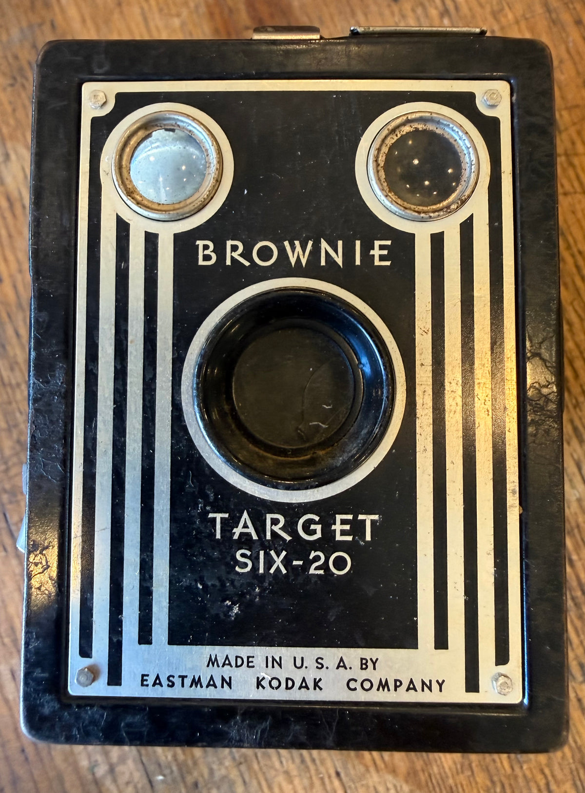 Vintage 1940s Kodak Brownie Target Six-20 Art Deco Box Camera