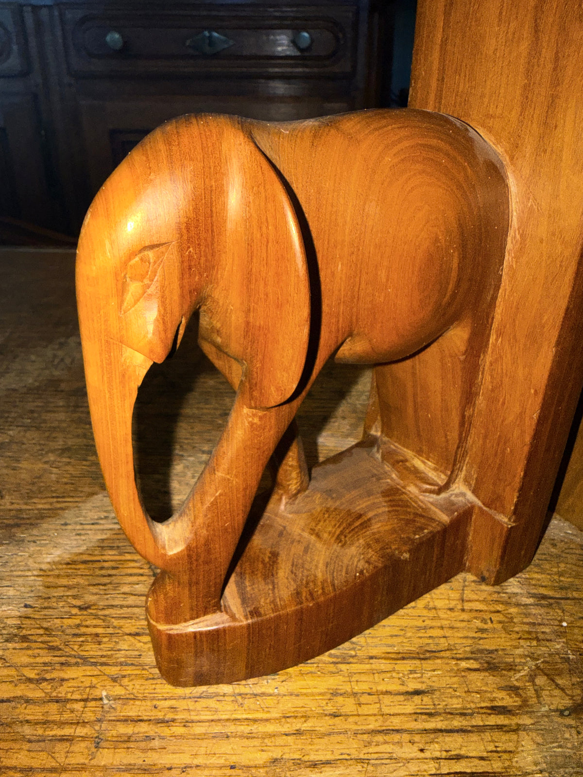 Pair of Vintage Mid-Century Hand-Carved Wooden Elephant Bookends - Made in Kenya East Africa