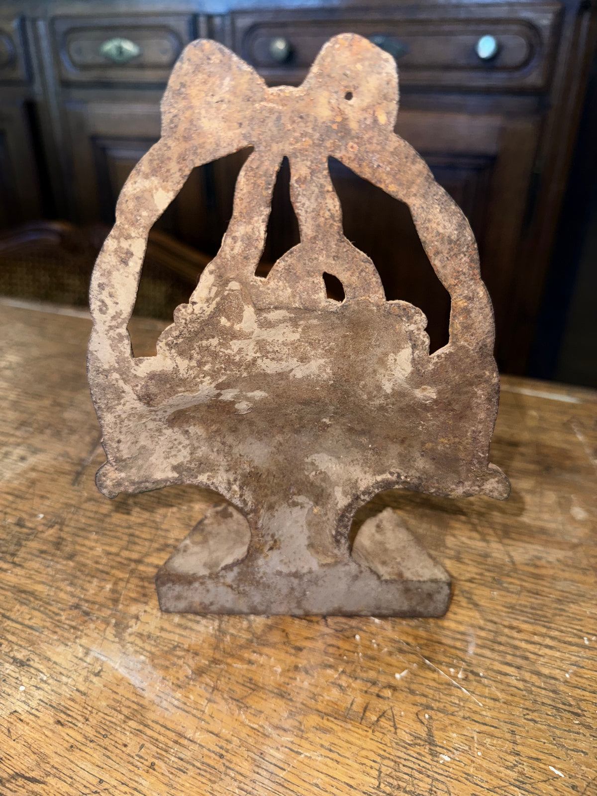 • Antique 1920s Cast Iron Flower Basket Doorstop - Rustic Heavy Bow Handle Door Stop