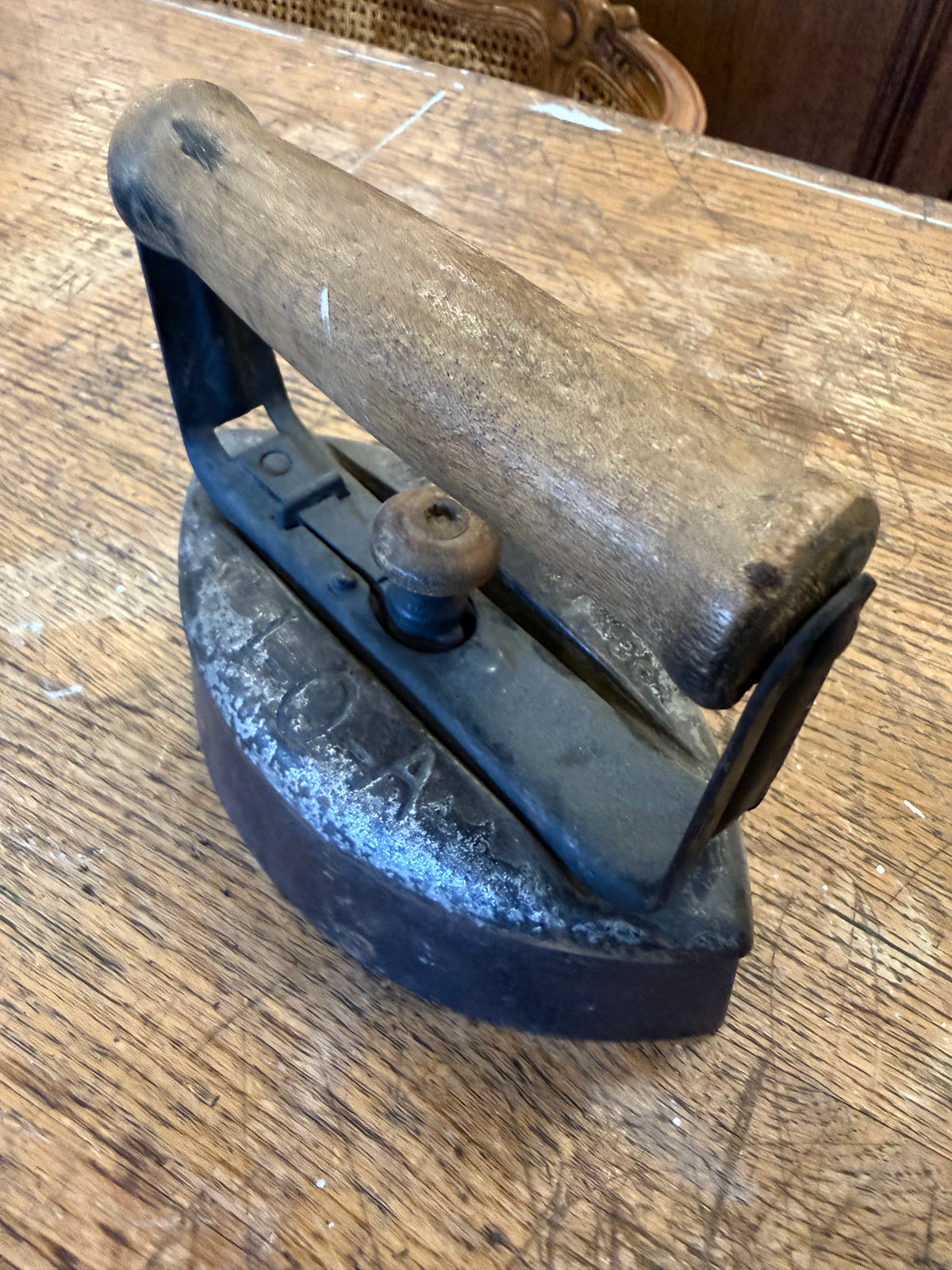 Antique 1890s Detachable Handle Cast Iron Sad Flat Iron - Model 10-A Primitive Farmhouse Decor