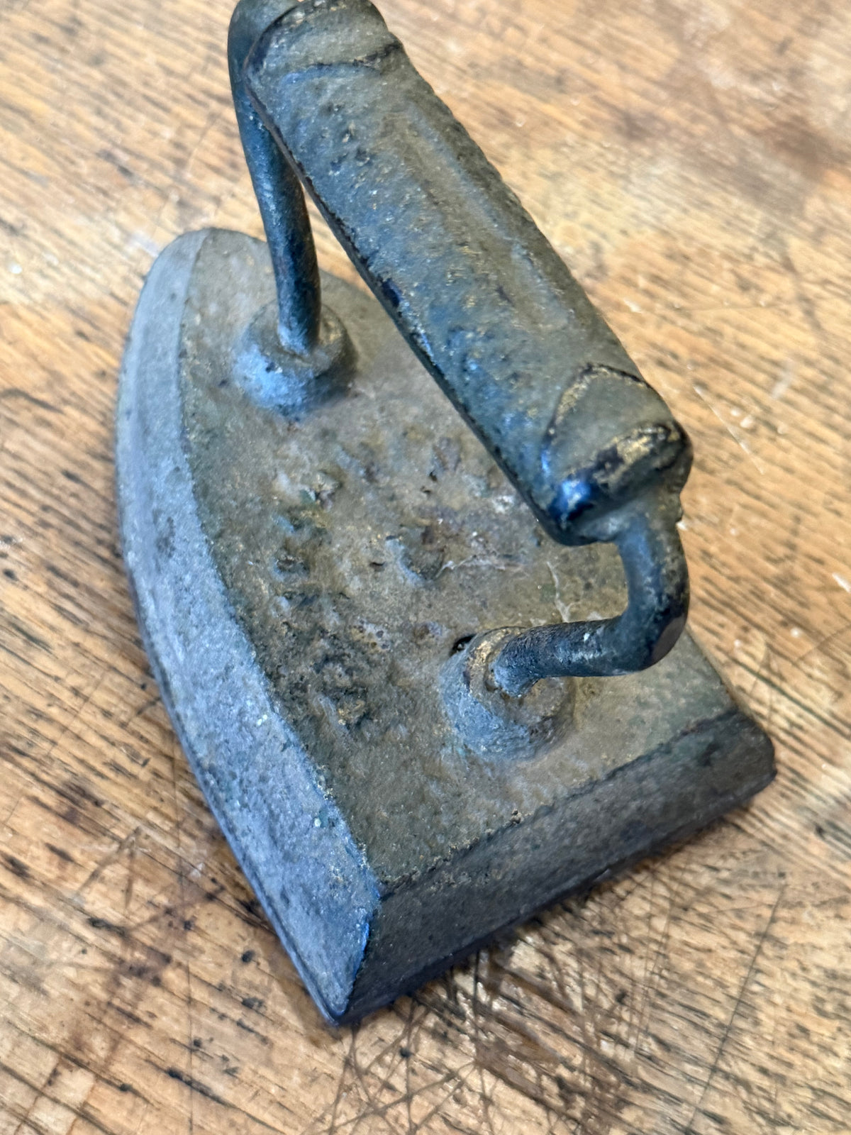 Antique 1890s Sensible No. 4 Miniature Cast Iron Sad Iron - N.R.S. & Co. Phila Farmhouse Decor