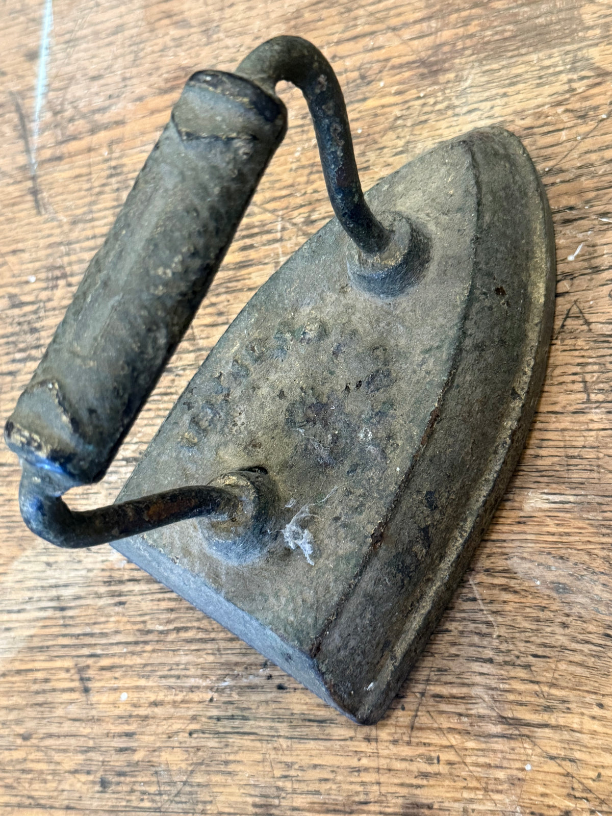 Antique 1890s Sensible No. 4 Miniature Cast Iron Sad Iron - N.R.S. & Co. Phila Farmhouse Decor