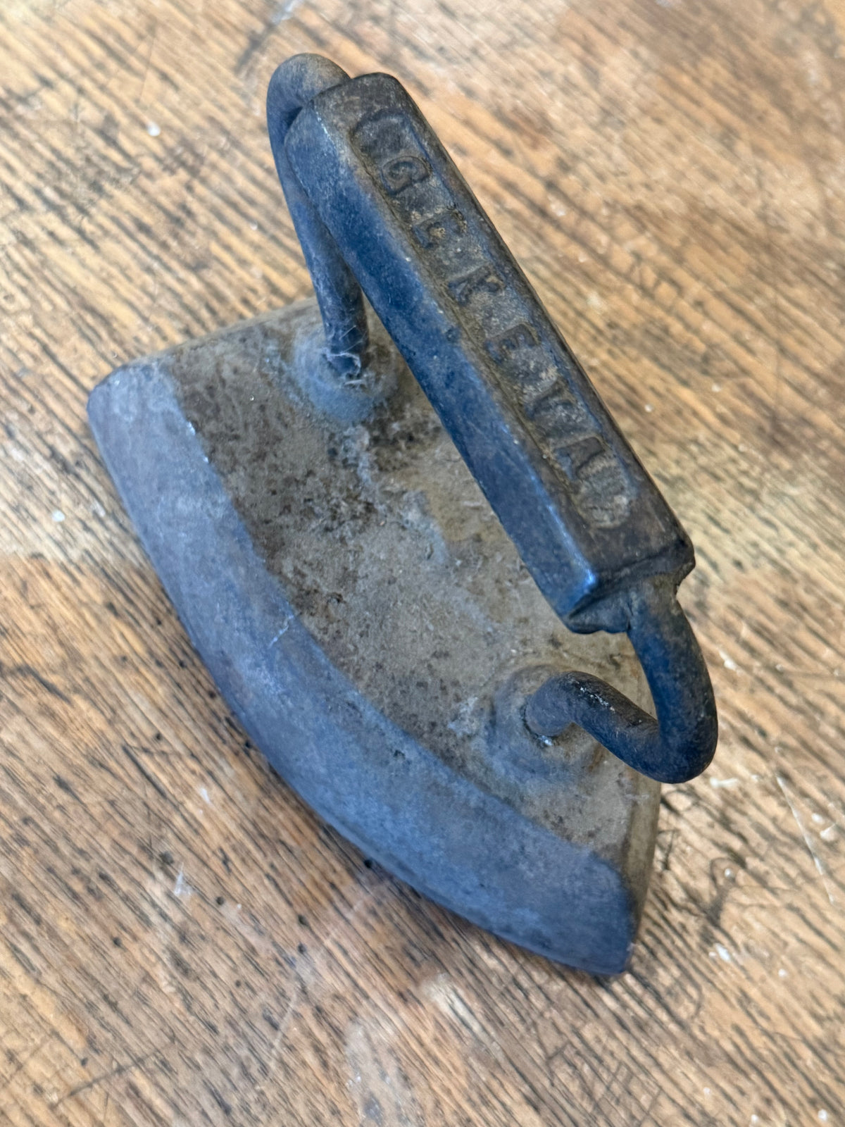 Antique Late 1800s Ober Mfg Co Cast Iron Sad Iron - Solid Metal Handle Clothes Press