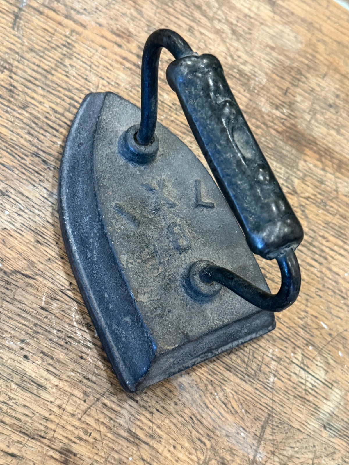 Antique 1890s IXL No. 5 Cast Iron Sad Iron - Solid Metal Handle Clothes Press