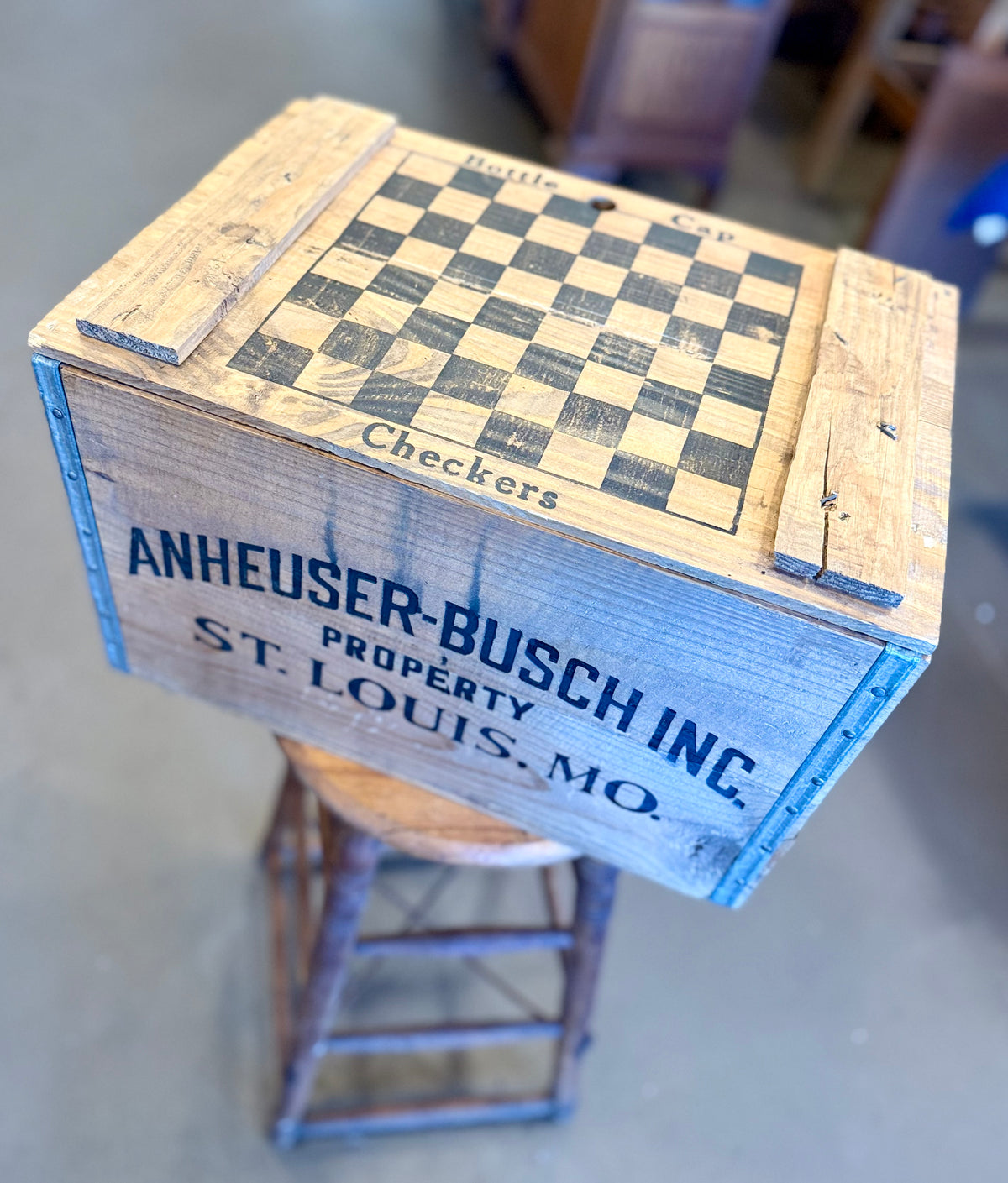 Vintage Anheuser-Busch Wooden Beer Crate with Reversible Checkerboard Lid - Budweiser St. Louis MO