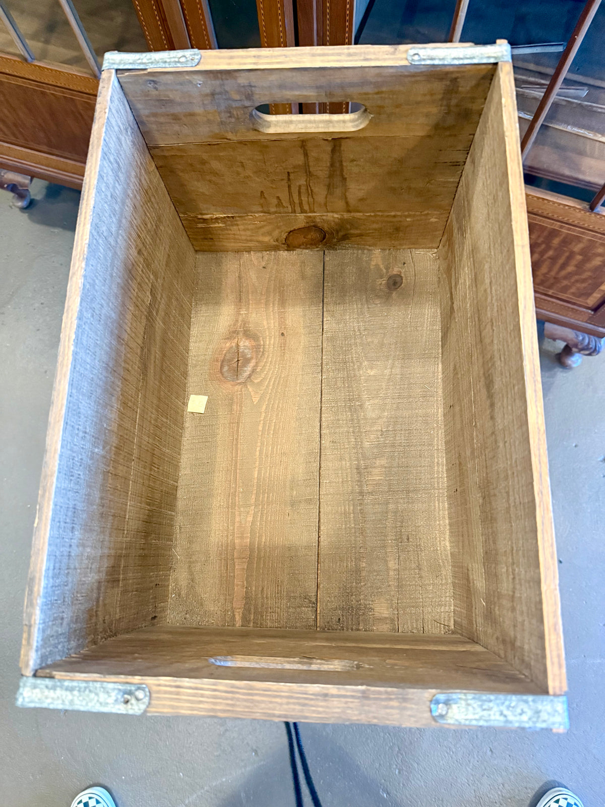 Vintage Anheuser-Busch Wooden Beer Crate with Reversible Checkerboard Lid - Budweiser St. Louis MO