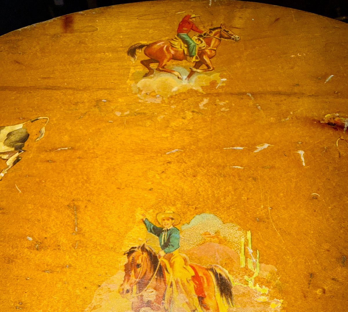 • Vintage Western Cowboy Painted Wooden Footstool – Rustic Farmhouse Accent Riser & Plant Stand