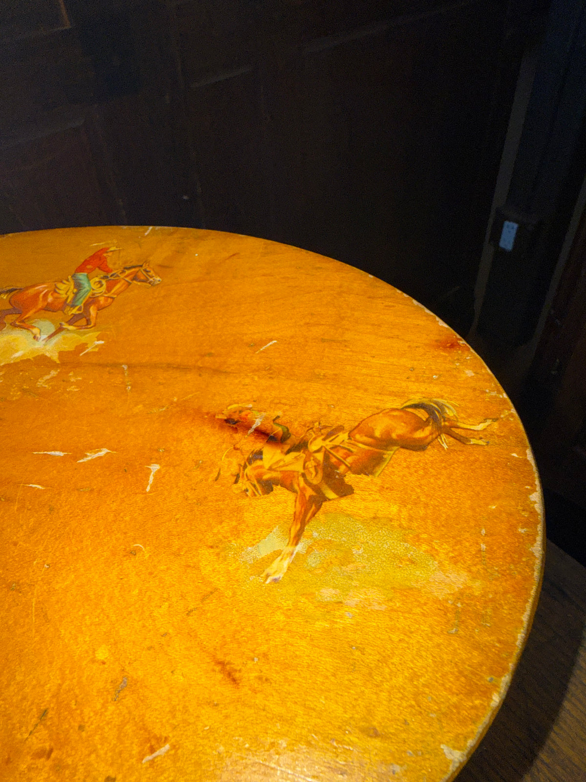 • Vintage Western Cowboy Painted Wooden Footstool – Rustic Farmhouse Accent Riser & Plant Stand