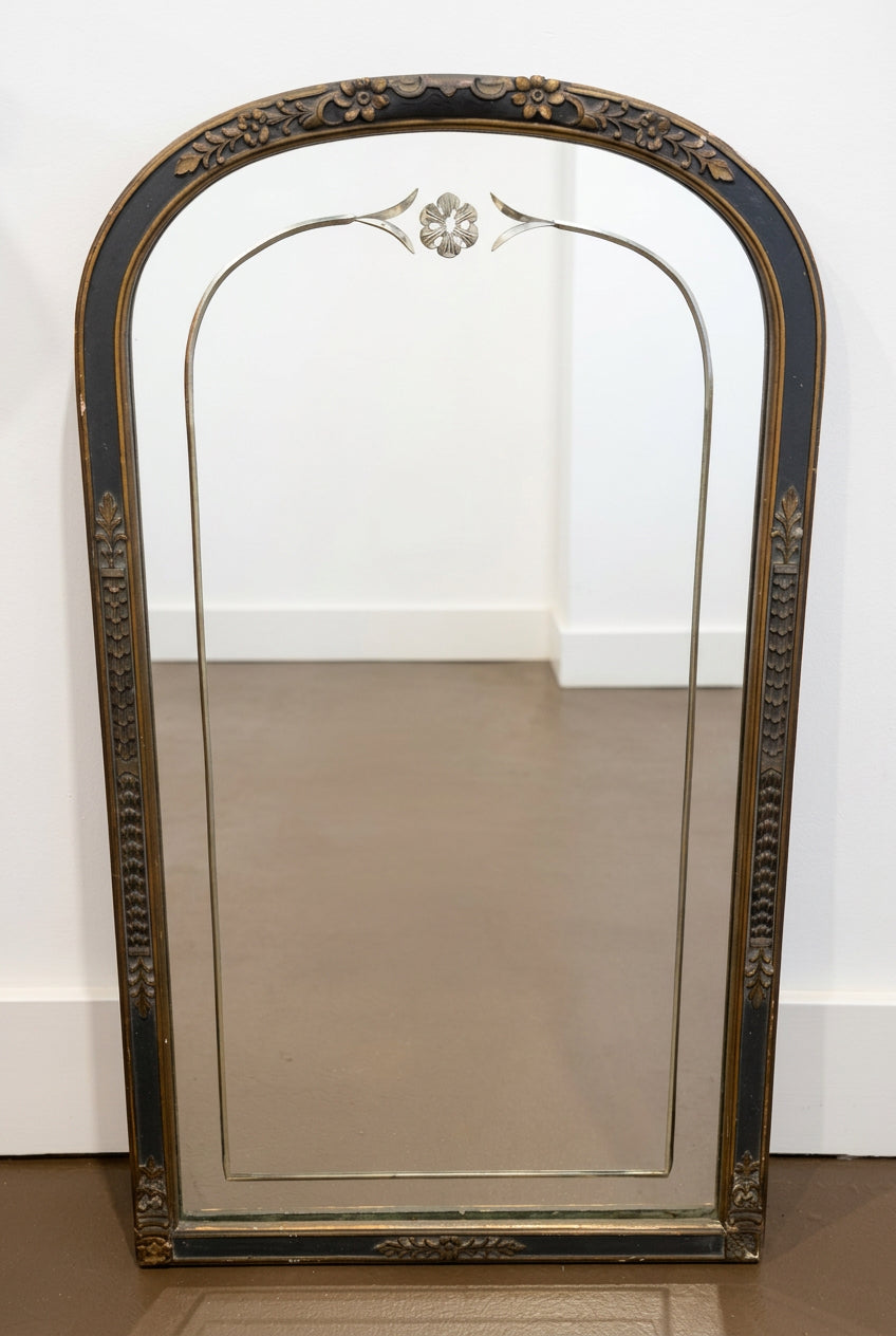 Antique 1920s Art Deco Arched Wall Mirror – Ebonized Black & Gold Gesso Frame with Wheel-Etched Floral Glass Accent